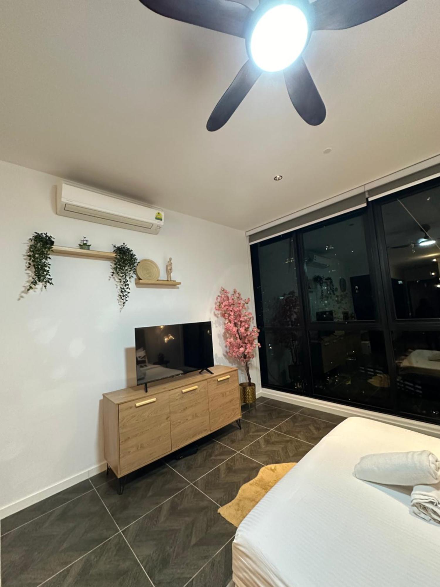Scarletz Suites Klcc By Aura Kuala Lumpur Eksteriør billede